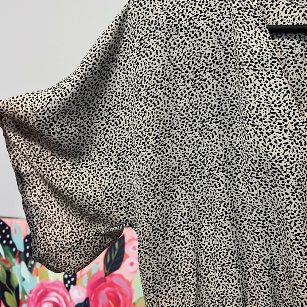 Blouse! - Picture 5 of 7